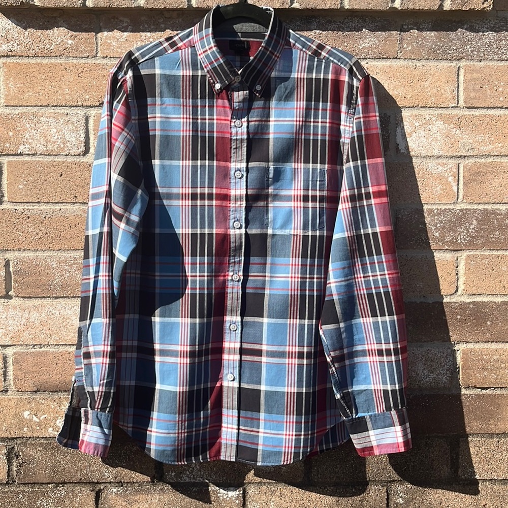 Like new J. Crew lightweight plaid red, white, and blue button down shirt